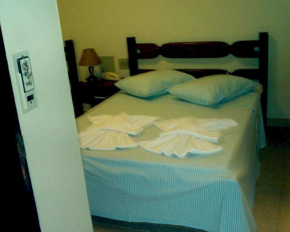 Hotel Families Uberlândia Esterno foto